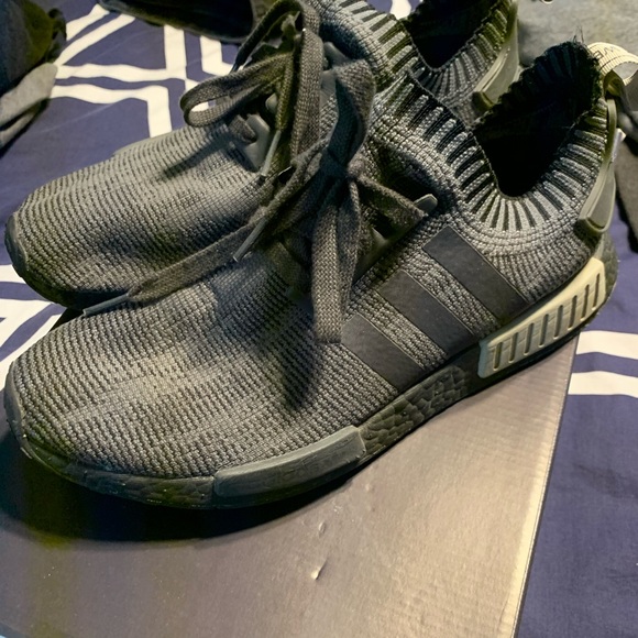 adidas nmd r1 black olive